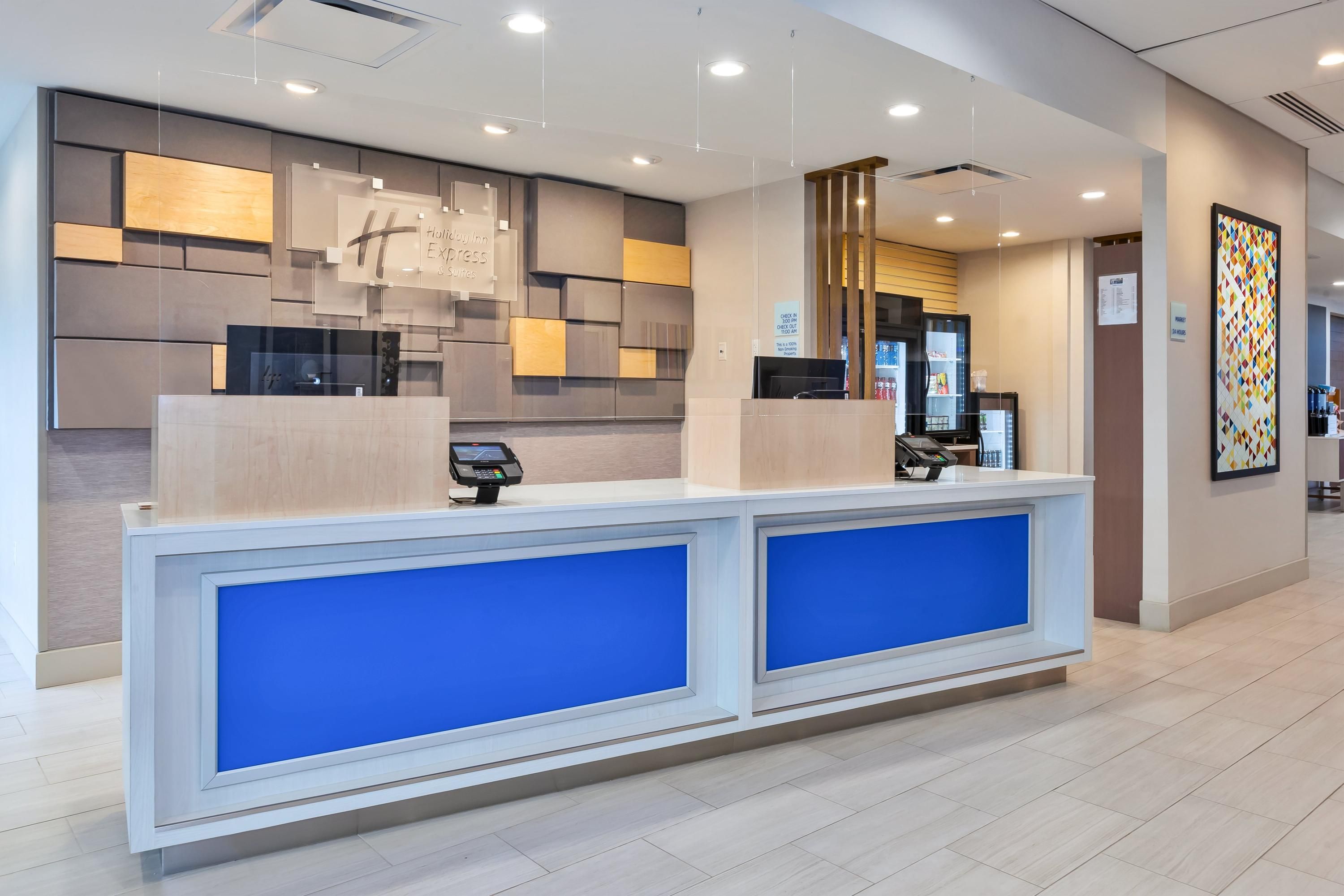 Holiday Inn Express & Suites Grand Rapids Airport - South By IHG