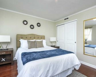 Beautiful 1 Bedroom Near Short North - Columbus - Bedroom