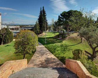 Rey Sancho Ramirez - Barbastro - Vista del exterior