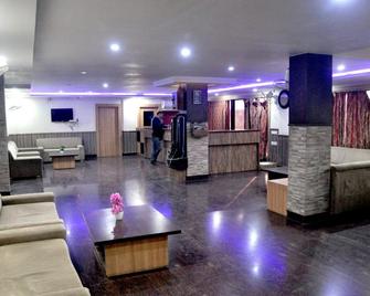 Akarshak Heritage by ShriGo Hotels - Buxar - Lobby