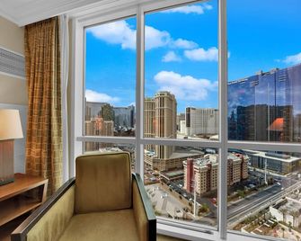 Mirai Mgm Signature - Las Vegas - Balcón