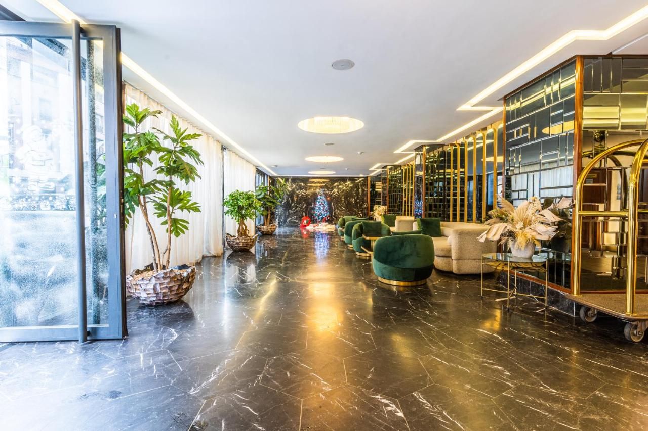One Hotel Casablanca thumbnail 2