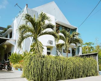 Mama Komodo Bed & Breakfast - Labuan Bajo - Edificio