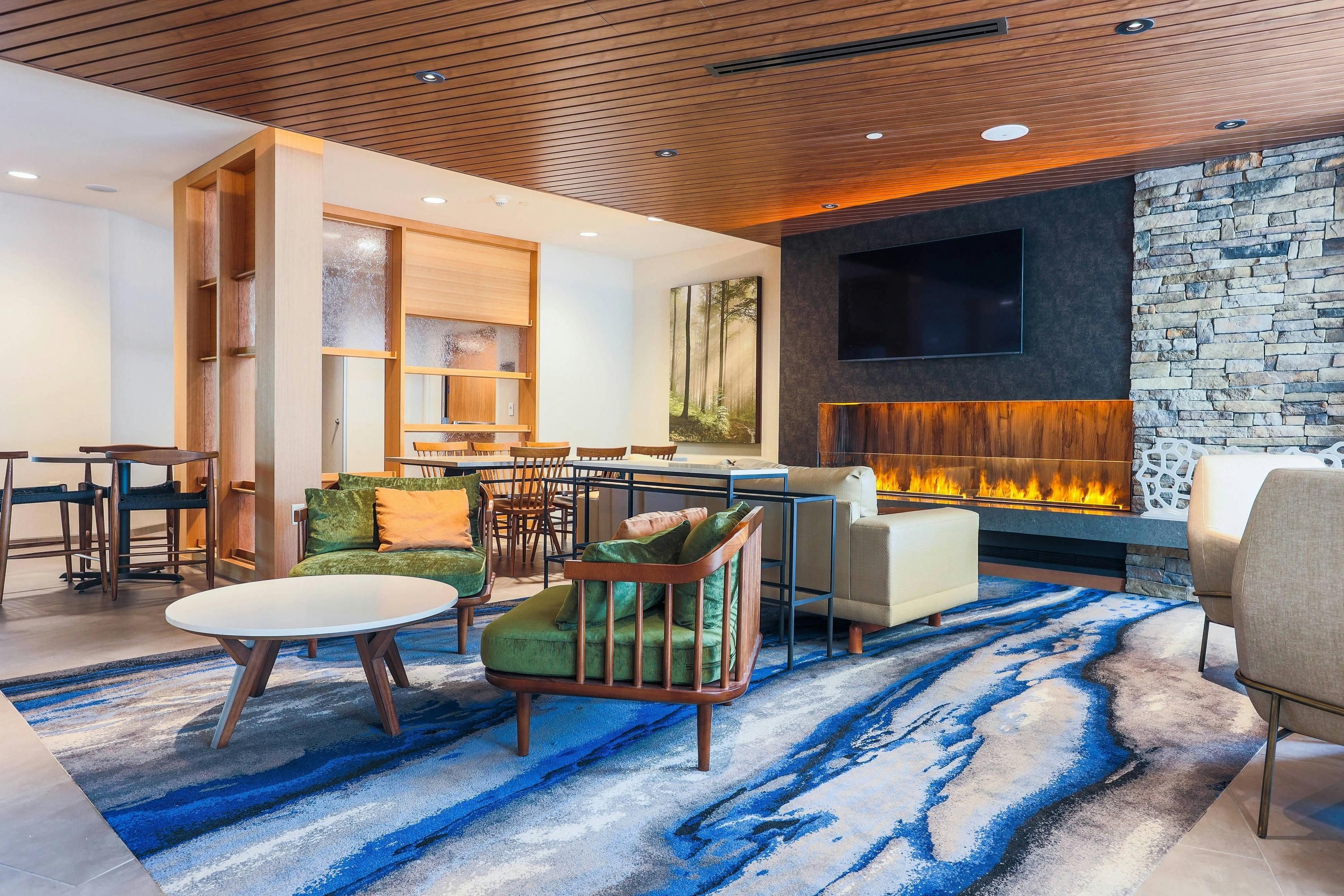 Fairfield Inn & Suites by Marriott Marquette - Marquette - Lounge