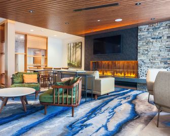 Fairfield Inn & Suites by Marriott Marquette - Marquette - Lounge