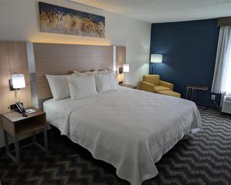 Best Western Greensboro Coliseum Inn - Greensboro - Bedroom
