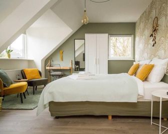 Hotel Vier Jaargetijden - Epen - Bedroom