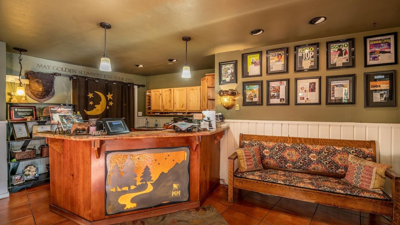 Highland Haven Creekside Inn