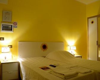 A1 Girasole B&B - Castelnuovo di Porto - Camera da letto