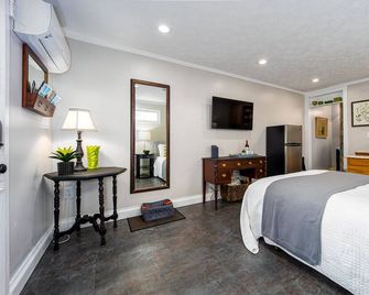 Lovely, clean and walkable in the town of Luray. - Luray - Schlafzimmer