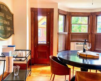 Historic 2-BR St. Lawrence Residence at the Dygert House - Clayton - Dining room
