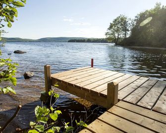 Beautiful Tree House Rental Set in a Stunning Forest of Quebec, Canada - Nominingue