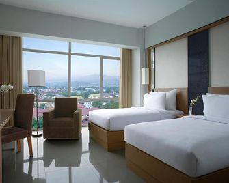 Hotel Santika Palu - Palu - Habitación