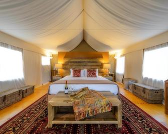 Truffle Lodge Dinner Bed Breakfast Glamp - Fentonbury - Habitación