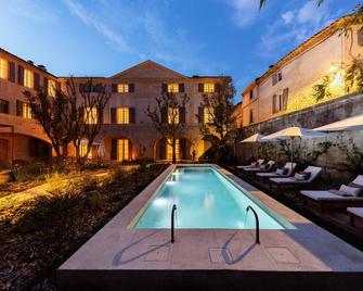 Maison Salix - Vallabrègues - Piscina