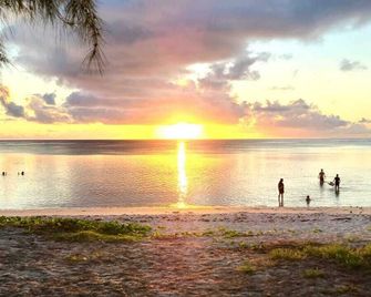Saipan Beach Hotel - Garapan
