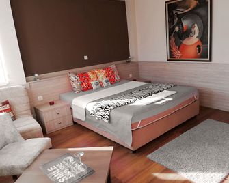Hotel Bulevar - Bitola - Schlafzimmer