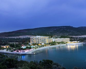 Tusan Beach Resort - Kusadasi - Outdoor view