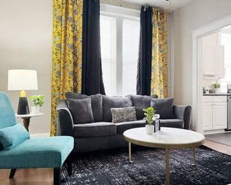 The Harrison Apartments - Evansville - Living room