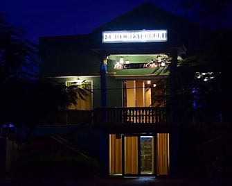 Istaqbal Hotel Mukki - Kanha - Building