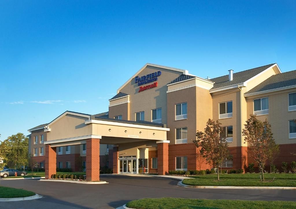 Fairfield Inn & Suites by Marriott Detroit Metro Airport Romulus - רומולוס - בניין