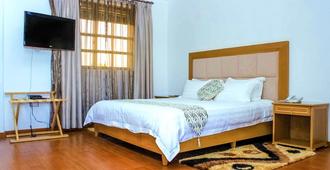 Rosemary Courts Hotel - Entebbe - Bedroom