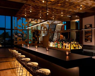 Sheraton Saint-Hyacinthe Hotel - Saint-Hyacinthe - Bar