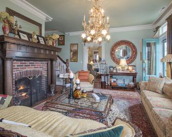 Shorecrest Bed and Breakfast - Southold - Recepción