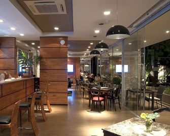 Las Ventanas Suites Hotel - Ciudad del Este - Bar