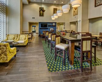 Hampton Inn & Suites Clermont - Clermont - Restaurace