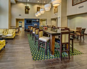 Hampton Inn & Suites Clermont - Clermont - Restaurace