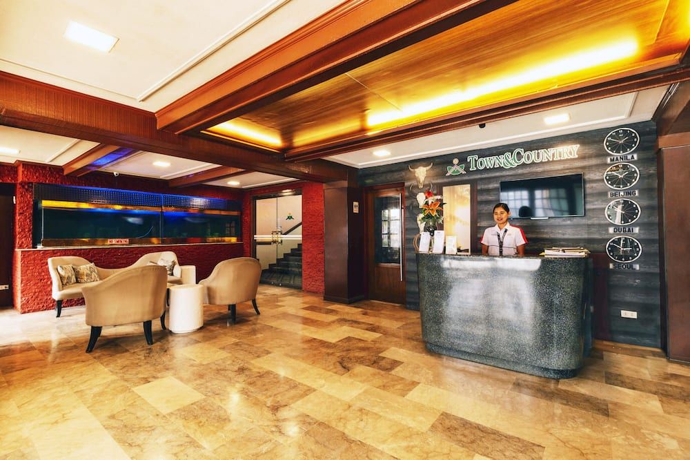 Town and Country Hotel V Mapa - מנילה - דלפק קבלה