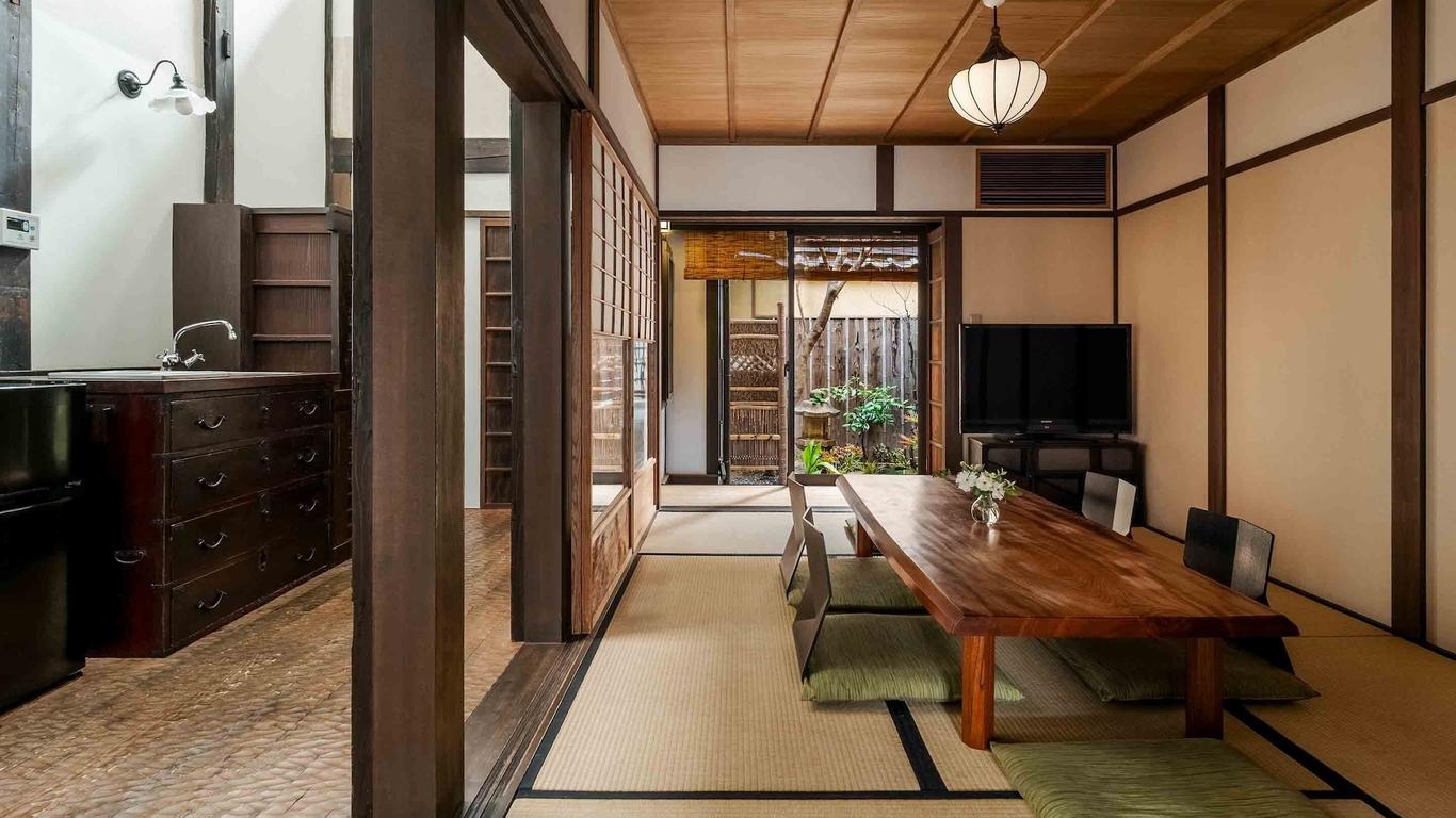 Hatoba an Machiya House