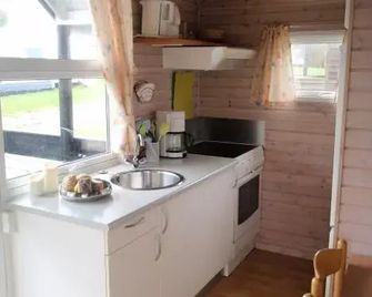 Toftum Bjerge Camping & Cottages - Struer - Kitchen