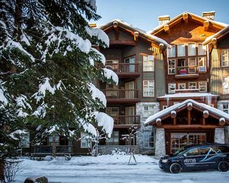 Lost Lake Lodge by Whistler Premier - Whistler - Building