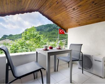 Agva Piazza Hotel - Şile - Balkong