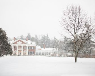 Langdon Hall Country House Hotel & Spa - Cambridge - Building