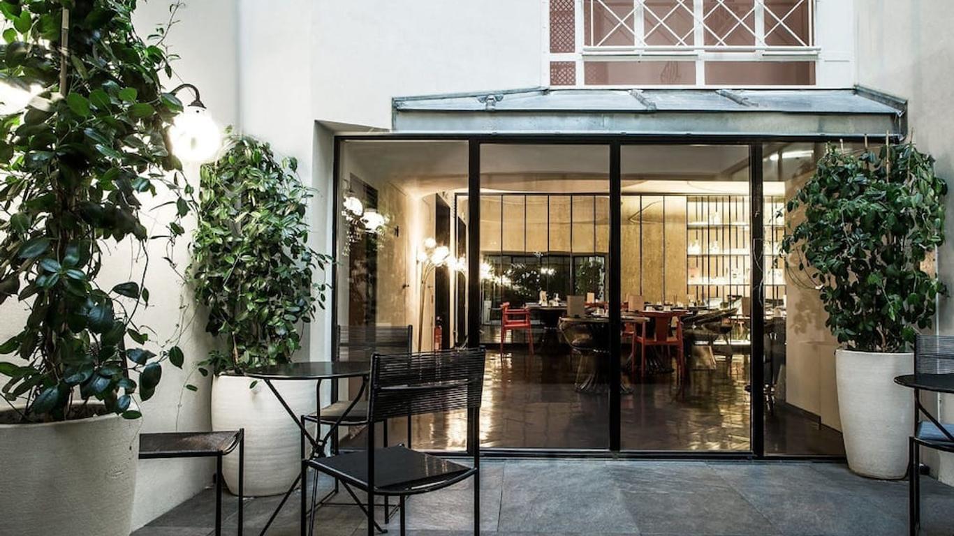 Hôtel du Rond-point des Champs-Élysées - Esprit de France