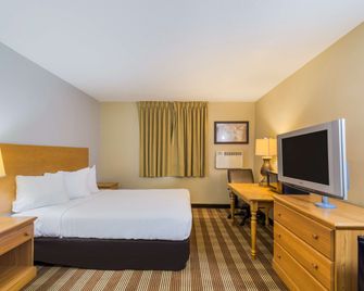 Americas Best Value Inn Fargo - פארגו - חדר שינה