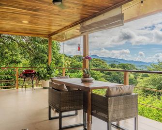 Private Ocean View Villa: Nature Retreat with Starlink and 4x4 Access - Punta Islita - Balcón