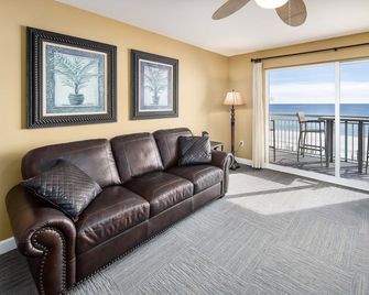 Pi 407: Pelican Retreat - Your Perfect Oceanfront Oasis Awaits You Now! - Fort Walton Beach - Wohnzimmer