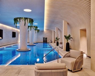 Swissôtel Tashkent - تاشكينت - حوض السباحة