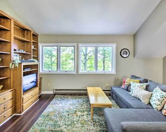 Peaceful Nashville Hideaway Near State Parks! - Nashville - Sala de estar