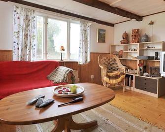 5 Person Holiday Home In Klippan - Klippan - Living room