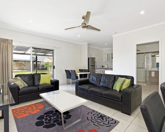 Riviera Motel Bundaberg - בונדברג - סלון