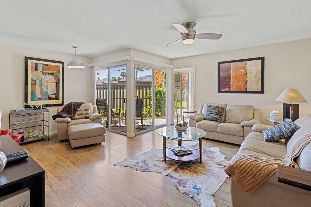 Classis Biltmore condo. - פאלם ספירנגס - סלון