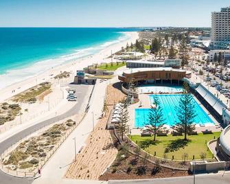 Affordable Apartment close to city and Beaches - Perth - Alberca