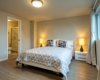 Modern Townhome North Beacon Hill - 5 minutes to Downtown - Seattle - Bedroom