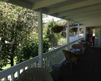 Yarra Glen Bed & Breakfast - Yarra Glen - Balcony