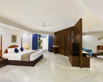 Ramada by Wyndham Khajuraho - Khajurāho - Bedroom